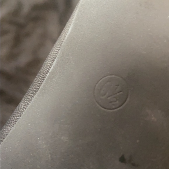 Lace up black heels - Picture 5 of 5